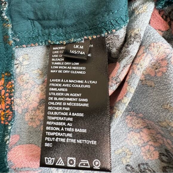 Free People Can't Take My Eyes Off You Flare Floral Pants Green Size M - Picture 12 of 13